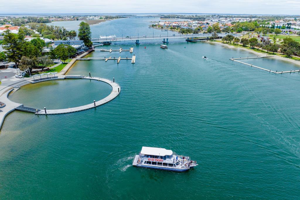 Crab Fest Cruises - Mandurah Cruises